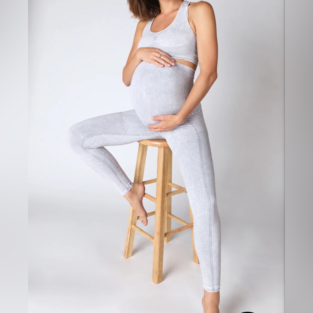 Avomom Phoenix Leggings